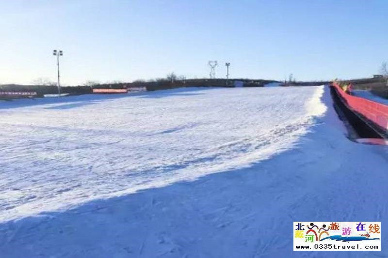 秦皇岛山海关紫云山滑雪场