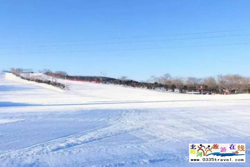 秦皇岛山海关紫云山滑雪场